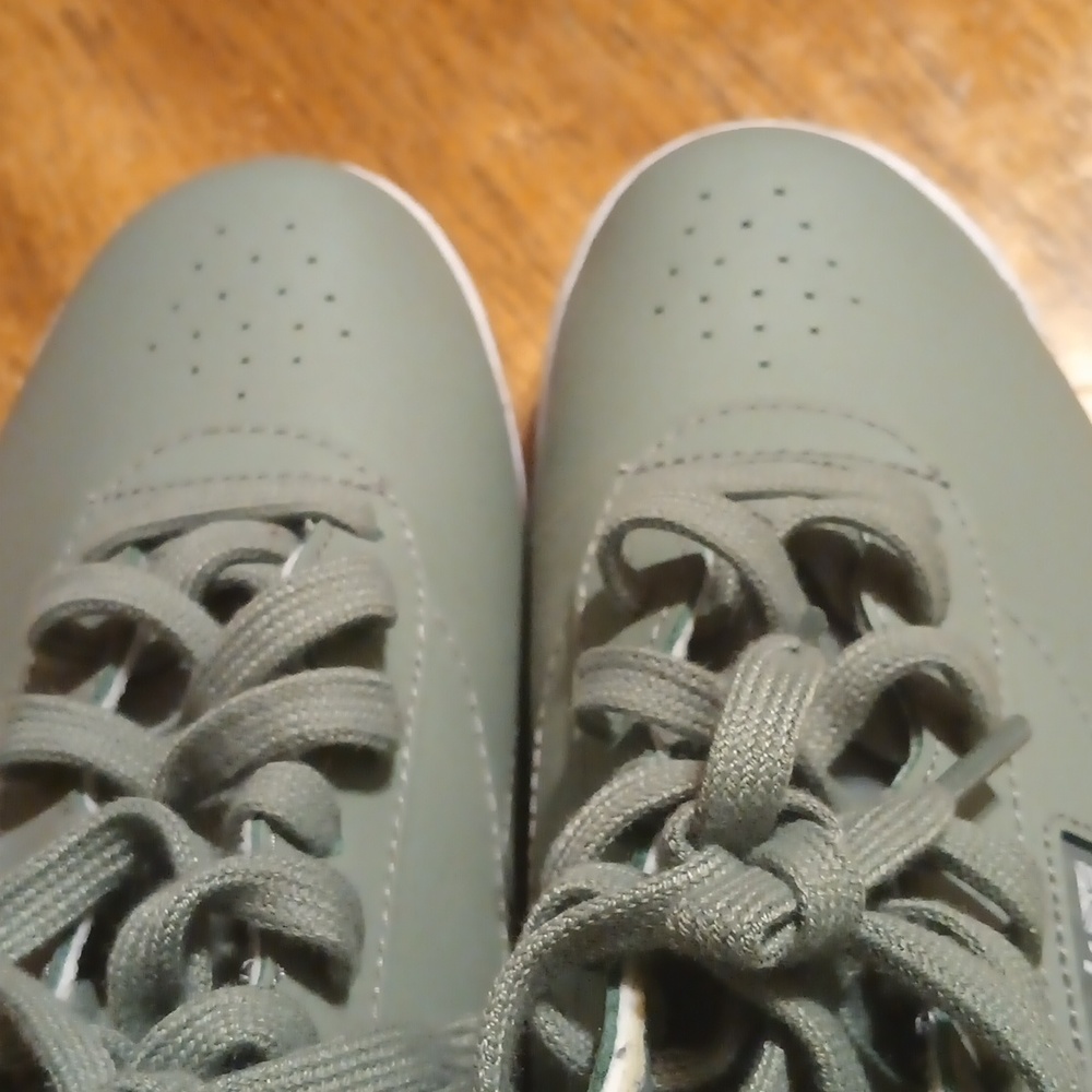 Reebok Womens Army Green Sneakers - Picture 10 of 11